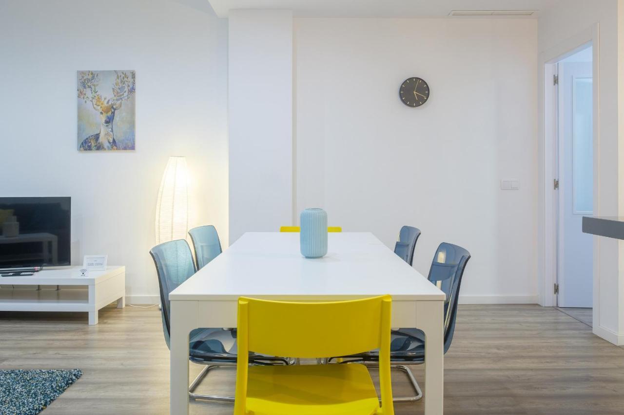 Bright, Brand New & Very Comfortable Apartment Валенсия Екстериор снимка