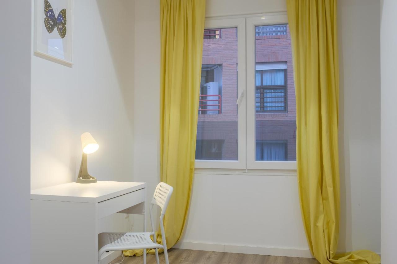 Bright, Brand New & Very Comfortable Apartment Валенсия Екстериор снимка
